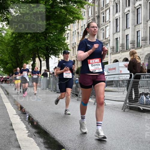 14.06.2026 - REWE Women's Run J. Mangold http://msf.ph/oto/9771586 14.06.2026 09:59:16 Ziel 10088, 10190, 10264, 10279, 10280, 10405, 10450, 10542, 10664, 10721, 10858, 11005, 11275 meine-sportfotos.de