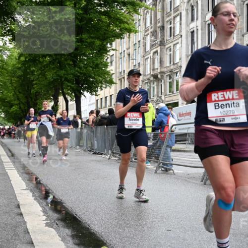 14.06.2026 - REWE Women's Run J. Mangold http://msf.ph/oto/9771591 14.06.2026 09:59:17 Ziel 10088, 10190, 10264, 10279, 10280, 10405, 10542, 10664, 10721, 10858, 11005, 11275 meine-sportfotos.de