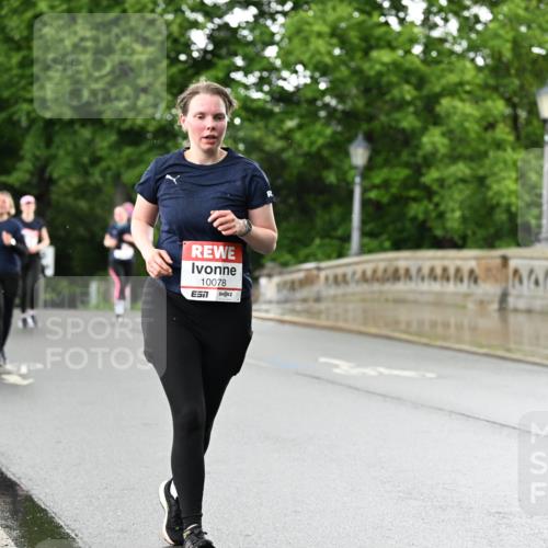 14.06.2026 - REWE Women's Run Dr. Thomas Lammeyer http://msf.ph/oto/9771624 14.06.2026 09:49:38 Laufen 10078 meine-sportfotos.de