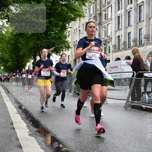 14.06.2026 - REWE Women's Run J. Mangold http://msf.ph/oto/9771627 14.06.2026 09:59:20 Ziel 10190, 10264, 10279, 10280, 10405, 10542, 10567, 10664 meine-sportfotos.de