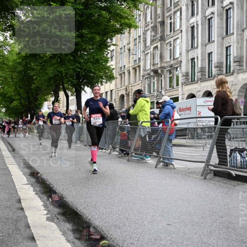 14.06.2026 - REWE Women's Run J. Mangold http://msf.ph/oto/9771653 14.06.2026 09:59:23 Ziel 10190, 10280, 10405, 10542, 10567, 10664, 10850, 11221 meine-sportfotos.de