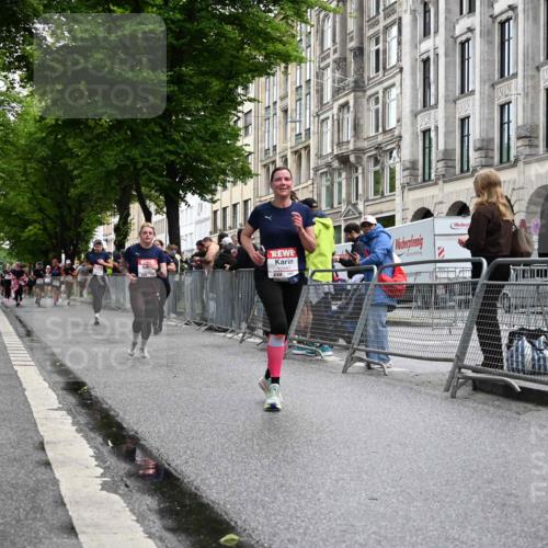 14.06.2026 - REWE Women's Run J. Mangold http://msf.ph/oto/9771664 14.06.2026 09:59:24 Ziel 10190, 10280, 10405, 10542, 10567, 10664, 10850, 11221, 11406 meine-sportfotos.de