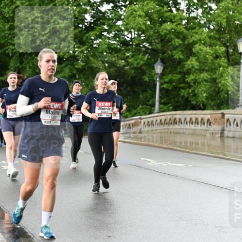14.06.2026 - REWE Women's Run Dr. Thomas Lammeyer http://msf.ph/oto/9771713 14.06.2026 09:49:47 Laufen 11457, 10852, 7 meine-sportfotos.de