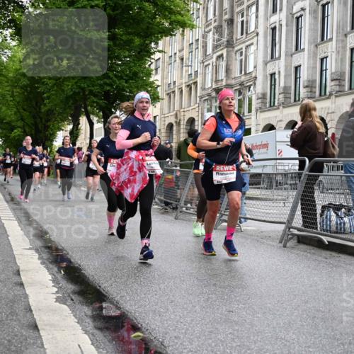 14.06.2026 - REWE Women's Run J. Mangold http://msf.ph/oto/9771734 14.06.2026 09:59:35 Ziel 10093, 10391, 10556, 10565, 10616, 10777, 10881, 11138, 11353, 11371, 11441, 11446 meine-sportfotos.de