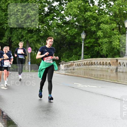 14.06.2026 - REWE Women's Run Dr. Thomas Lammeyer http://msf.ph/oto/9771766 14.06.2026 09:49:52 Laufen 10243 meine-sportfotos.de
