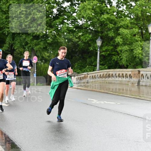 14.06.2026 - REWE Women's Run Dr. Thomas Lammeyer http://msf.ph/oto/9771768 14.06.2026 09:49:52 Laufen 10243 meine-sportfotos.de