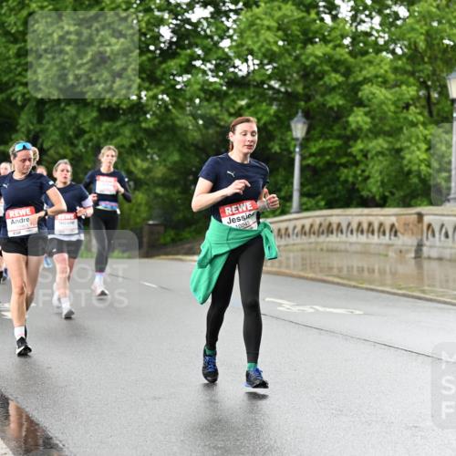14.06.2026 - REWE Women's Run Dr. Thomas Lammeyer http://msf.ph/oto/9771772 14.06.2026 09:49:52 Laufen 10243 meine-sportfotos.de