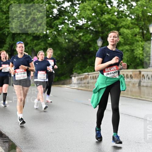 14.06.2026 - REWE Women's Run Dr. Thomas Lammeyer http://msf.ph/oto/9771779 14.06.2026 09:49:53 Laufen 10243 meine-sportfotos.de