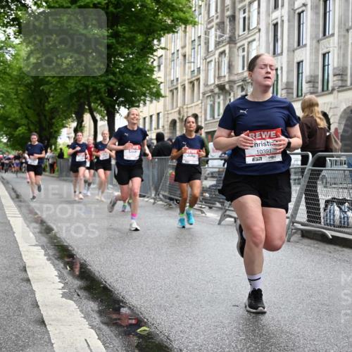 14.06.2026 - REWE Women's Run J. Mangold http://msf.ph/oto/9771785 14.06.2026 09:59:41 Ziel 10055, 10058, 10082, 10083, 10391, 10565, 10776, 10777, 10881, 11138, 11269, 11353, 11385, 11441, 11446 meine-sportfotos.de