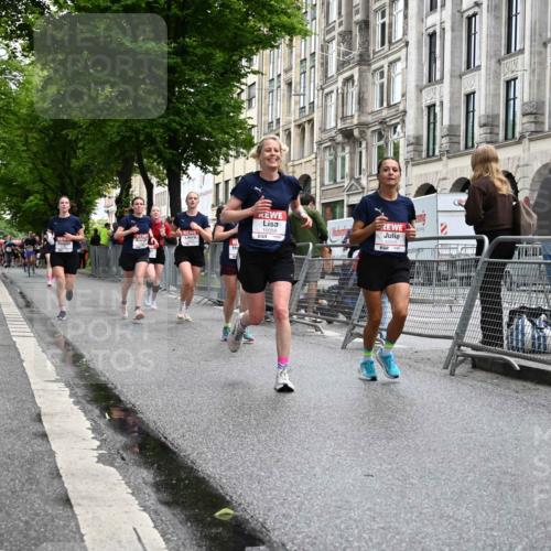 14.06.2026 - REWE Women's Run J. Mangold http://msf.ph/oto/9771787 14.06.2026 09:59:42 Ziel 10055, 10058, 10082, 10083, 10391, 10565, 10776, 10881, 11138, 11269, 11353, 11385, 11441, 11446 meine-sportfotos.de
