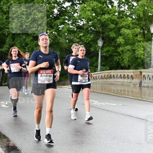 14.06.2026 - REWE Women's Run Dr. Thomas Lammeyer http://msf.ph/oto/9771792 14.06.2026 09:49:54 Laufen 37, 10963, 7, 10371, 4454 meine-sportfotos.de