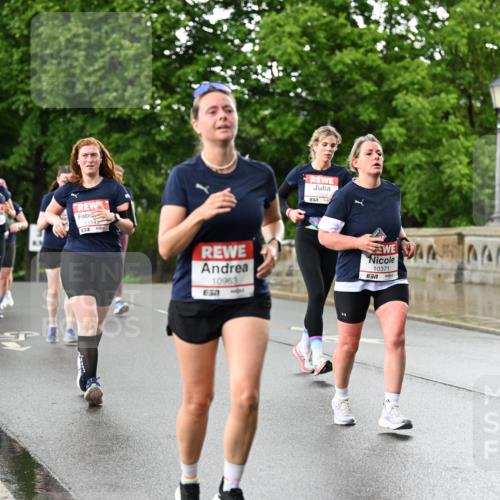 14.06.2026 - REWE Women's Run Dr. Thomas Lammeyer http://msf.ph/oto/9771800 14.06.2026 09:49:55 Laufen 1114, 7, 10963, 7, 10371, 7 meine-sportfotos.de