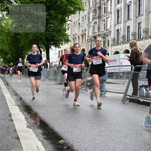 14.06.2026 - REWE Women's Run J. Mangold http://msf.ph/oto/9771808 14.06.2026 09:59:44 Ziel 10055, 10058, 10082, 10083, 10391, 10732, 10776, 10820, 11138, 11269, 11385, 11446 meine-sportfotos.de