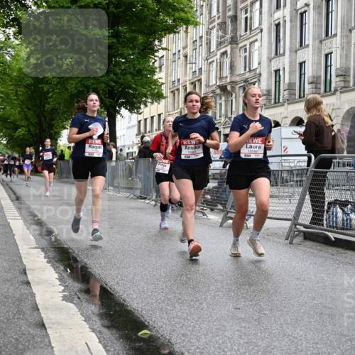 14.06.2026 - REWE Women's Run J. Mangold http://msf.ph/oto/9771810 14.06.2026 09:59:44 Ziel 10055, 10058, 10082, 10083, 10391, 10732, 10776, 10820, 11138, 11269, 11385, 11446 meine-sportfotos.de