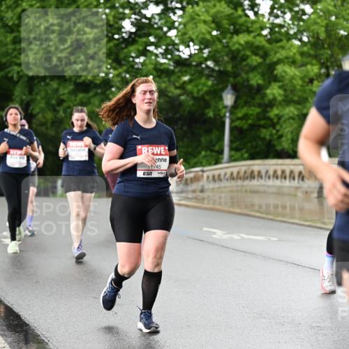 14.06.2026 - REWE Women's Run Dr. Thomas Lammeyer http://msf.ph/oto/9771816 14.06.2026 09:49:56 Laufen 11145, 7 meine-sportfotos.de