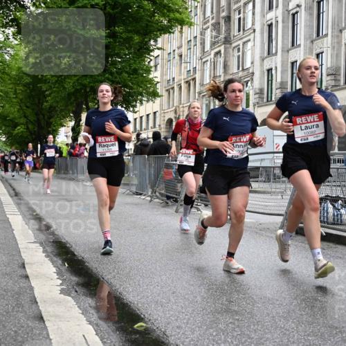 14.06.2026 - REWE Women's Run J. Mangold http://msf.ph/oto/9771817 14.06.2026 09:59:45 Ziel 10055, 10058, 10082, 10083, 10302, 10391, 10732, 10776, 10820, 11269, 11385, 11446 meine-sportfotos.de