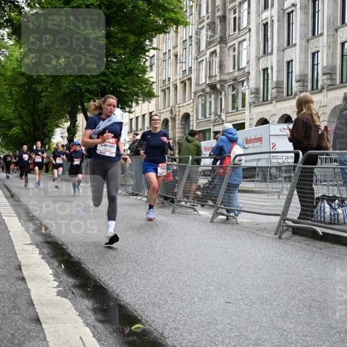 14.06.2026 - REWE Women's Run J. Mangold http://msf.ph/oto/9771838 14.06.2026 09:59:51 Ziel 10090, 10302, 10715, 10732, 10820, 10839, 10840, 11369 meine-sportfotos.de