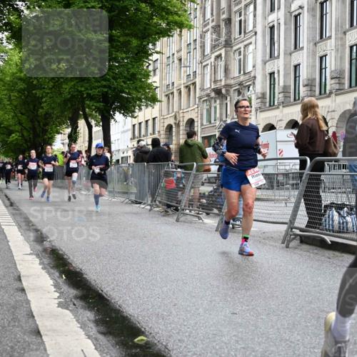 14.06.2026 - REWE Women's Run J. Mangold http://msf.ph/oto/9771851 14.06.2026 09:59:52 Ziel 10090, 10302, 10715, 10732, 10820, 10839, 10840, 11369 meine-sportfotos.de