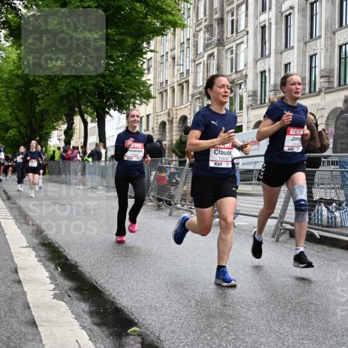 14.06.2026 - REWE Women's Run J. Mangold http://msf.ph/oto/9771878 14.06.2026 09:59:57 Ziel 10090, 10519, 10602, 10715, 10839, 10840, 10995, 11369 meine-sportfotos.de