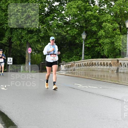 14.06.2026 - REWE Women's Run Dr. Thomas Lammeyer http://msf.ph/oto/9771891 14.06.2026 09:50:05 Laufen 3, 10379 meine-sportfotos.de