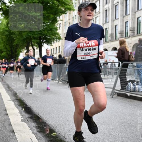 14.06.2026 - REWE Women's Run J. Mangold http://msf.ph/oto/9771907 14.06.2026 10:00:02 Ziel 10519, 10566, 10602, 10789, 10995, 11042, 11092, 11342, 11414 meine-sportfotos.de