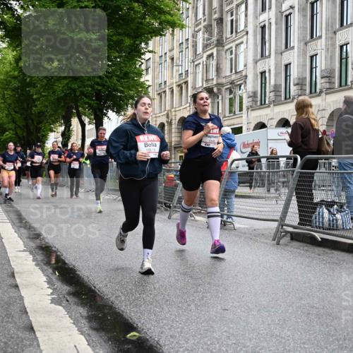 14.06.2026 - REWE Women's Run J. Mangold http://msf.ph/oto/9771919 14.06.2026 10:00:03 Ziel 10519, 10566, 10602, 10789, 10911, 10956, 10995, 11042, 11092, 11171, 11342, 11414 meine-sportfotos.de