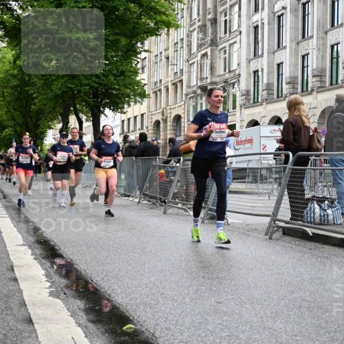 14.06.2026 - REWE Women's Run J. Mangold http://msf.ph/oto/9771934 14.06.2026 10:00:05 Ziel 10519, 10566, 10602, 10756, 10789, 10911, 10956, 10995, 11042, 11066, 11092, 11171, 11342, 11414 meine-sportfotos.de