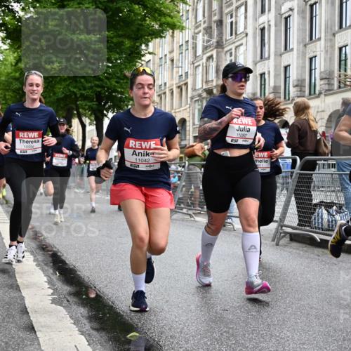 14.06.2026 - REWE Women's Run J. Mangold http://msf.ph/oto/9771965 14.06.2026 10:00:08 Ziel 10229, 10300, 10566, 10756, 10789, 10911, 10956, 11042, 11066, 11092, 11171, 11342, 11414, 11434, 11463 meine-sportfotos.de