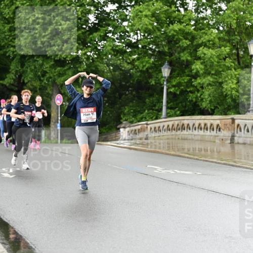 14.06.2026 - REWE Women's Run Dr. Thomas Lammeyer http://msf.ph/oto/9771972 14.06.2026 09:50:10 Laufen 10760 meine-sportfotos.de