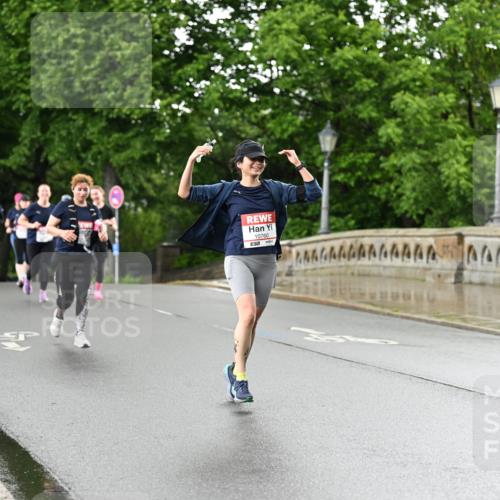 14.06.2026 - REWE Women's Run Dr. Thomas Lammeyer http://msf.ph/oto/9771981 14.06.2026 09:50:10 Laufen 10760 meine-sportfotos.de