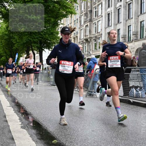 14.06.2026 - REWE Women's Run J. Mangold http://msf.ph/oto/9771991 14.06.2026 10:00:11 Ziel 10229, 10300, 10466, 10677, 10756, 10789, 10911, 10956, 11042, 11066, 11092, 11171, 11255, 11342, 11434, 11463, 11518 meine-sportfotos.de
