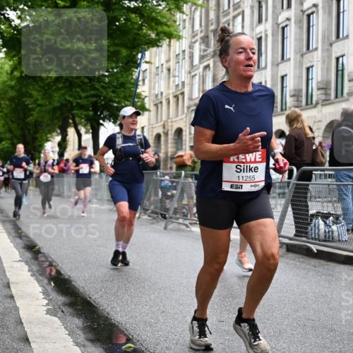 14.06.2026 - REWE Women's Run J. Mangold http://msf.ph/oto/9772051 14.06.2026 10:00:17 Ziel 10030, 10210, 10300, 10433, 10466, 10677, 10709, 11101, 11255, 11434, 11518 meine-sportfotos.de