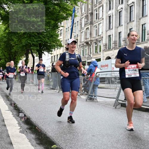 14.06.2026 - REWE Women's Run J. Mangold http://msf.ph/oto/9772056 14.06.2026 10:00:17 Ziel 10030, 10210, 10300, 10433, 10466, 10677, 10709, 11101, 11255, 11434, 11518 meine-sportfotos.de