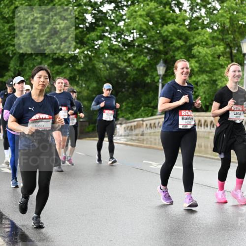 14.06.2026 - REWE Women's Run Dr. Thomas Lammeyer http://msf.ph/oto/9772061 14.06.2026 09:50:16 Laufen 10861, 10350, 444, 11033 meine-sportfotos.de