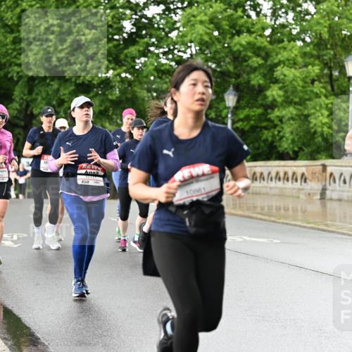 14.06.2026 - REWE Women's Run Dr. Thomas Lammeyer http://msf.ph/oto/9772076 14.06.2026 09:50:17 Laufen 10383, 7, 11177, 10861, 10350 meine-sportfotos.de