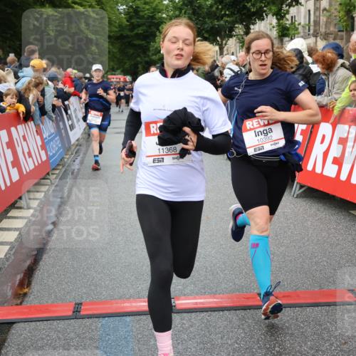 14.06.2026 - REWE Women's Run Strokosch-Dieckow http://msf.ph/oto/9772108 14.06.2026 09:54:39 Ziel 10099, 10299, 10392, 10440, 10704, 10806, 11368, 11499 meine-sportfotos.de