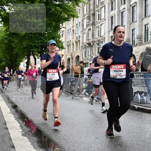 14.06.2026 - REWE Women's Run J. Mangold http://msf.ph/oto/9772169 14.06.2026 10:00:31 Ziel 10042, 10043, 10101, 10198, 10454, 10905, 11205, 11229, 11278, 11324, 11422, 11493 meine-sportfotos.de