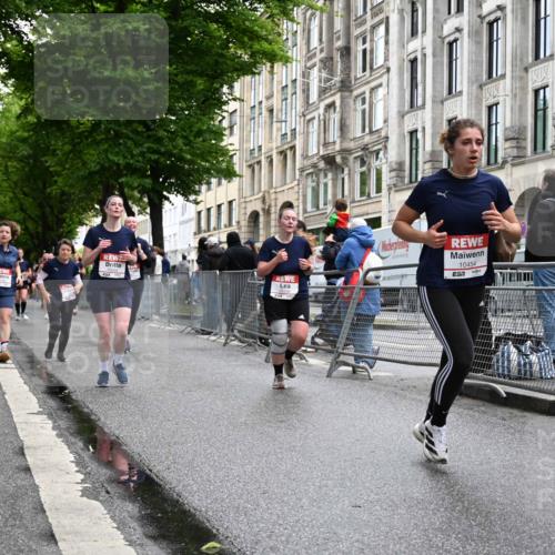 14.06.2026 - REWE Women's Run J. Mangold http://msf.ph/oto/9772204 14.06.2026 10:00:35 Ziel 10188, 10454, 10594, 10613, 10805, 10905, 11324, 11422, 11483, 11493 meine-sportfotos.de