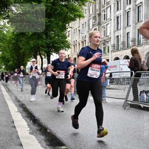 14.06.2026 - REWE Women's Run J. Mangold http://msf.ph/oto/9772284 14.06.2026 10:00:46 Ziel 10162, 10204, 10370, 10393, 10522, 10576, 10637, 10663, 11104, 11150, 11265, 11334, 11440, 11472, 11522 meine-sportfotos.de