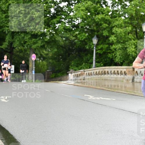 14.06.2026 - REWE Women's Run Dr. Thomas Lammeyer http://msf.ph/oto/9772333 14.06.2026 09:50:35 Laufen 21, 0975, 10313 meine-sportfotos.de