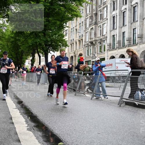 14.06.2026 - REWE Women's Run J. Mangold http://msf.ph/oto/9772361 14.06.2026 10:00:53 Ziel 10068, 10221, 11150, 11265, 11308, 11412, 11522 meine-sportfotos.de