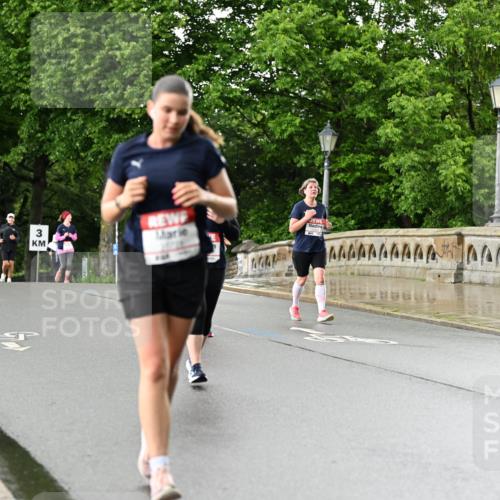 14.06.2026 - REWE Women's Run Dr. Thomas Lammeyer http://msf.ph/oto/9772382 14.06.2026 09:50:42 Laufen 3 meine-sportfotos.de