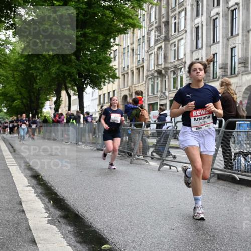 14.06.2026 - REWE Women's Run J. Mangold http://msf.ph/oto/9772428 14.06.2026 10:01:01 Ziel 10121, 10221, 10792, 10933, 11375 meine-sportfotos.de