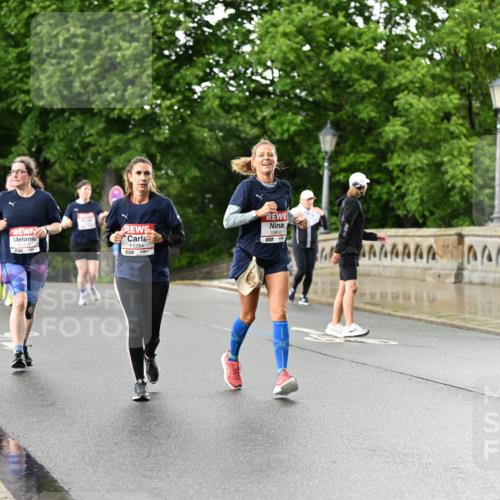 14.06.2026 - REWE Women's Run Dr. Thomas Lammeyer http://msf.ph/oto/9772447 14.06.2026 09:50:52 Laufen 11284, 57, 10800 meine-sportfotos.de