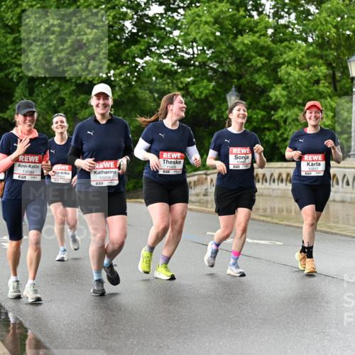 14.06.2026 - REWE Women's Run Dr. Thomas Lammeyer http://msf.ph/oto/9772506 14.06.2026 09:50:57 Laufen 11083, 7, 10692, 10208, 7, 11405, 57, 10886, 44444, 10257, 4424 meine-sportfotos.de