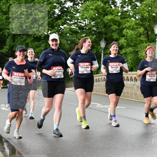 14.06.2026 - REWE Women's Run Dr. Thomas Lammeyer http://msf.ph/oto/9772510 14.06.2026 09:50:57 Laufen 11083, 7, 10208, 11405, 57, 10886, 444, 10257 meine-sportfotos.de