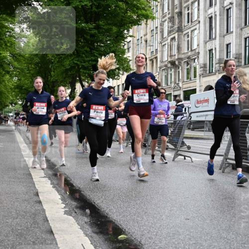 14.06.2026 - REWE Women's Run J. Mangold http://msf.ph/oto/9772511 14.06.2026 10:01:14 Ziel 10077, 10307, 10315, 10369, 10482, 10812, 10824, 10828, 10902, 10915, 10966, 11018, 11044, 11045, 11196, 11206, 11361 meine-sportfotos.de