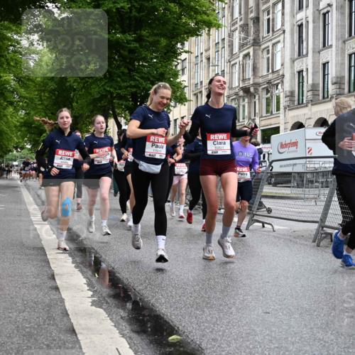 14.06.2026 - REWE Women's Run J. Mangold http://msf.ph/oto/9772514 14.06.2026 10:01:15 Ziel 10077, 10307, 10315, 10369, 10482, 10812, 10824, 10828, 10902, 10915, 10966, 11018, 11044, 11045, 11196, 11206, 11361 meine-sportfotos.de