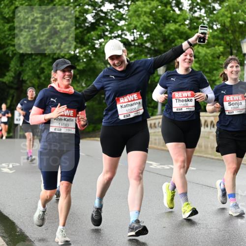 14.06.2026 - REWE Women's Run Dr. Thomas Lammeyer http://msf.ph/oto/9772523 14.06.2026 09:50:58 Laufen 11083, 7, 10208, 11405, 7, 10886, 7, 10257 meine-sportfotos.de