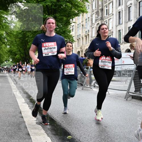 14.06.2026 - REWE Women's Run J. Mangold http://msf.ph/oto/9772543 14.06.2026 10:01:17 Ziel 10077, 10307, 10315, 10369, 10482, 10812, 10824, 10828, 10915, 10966, 11018, 11044, 11045, 11206, 11361 meine-sportfotos.de